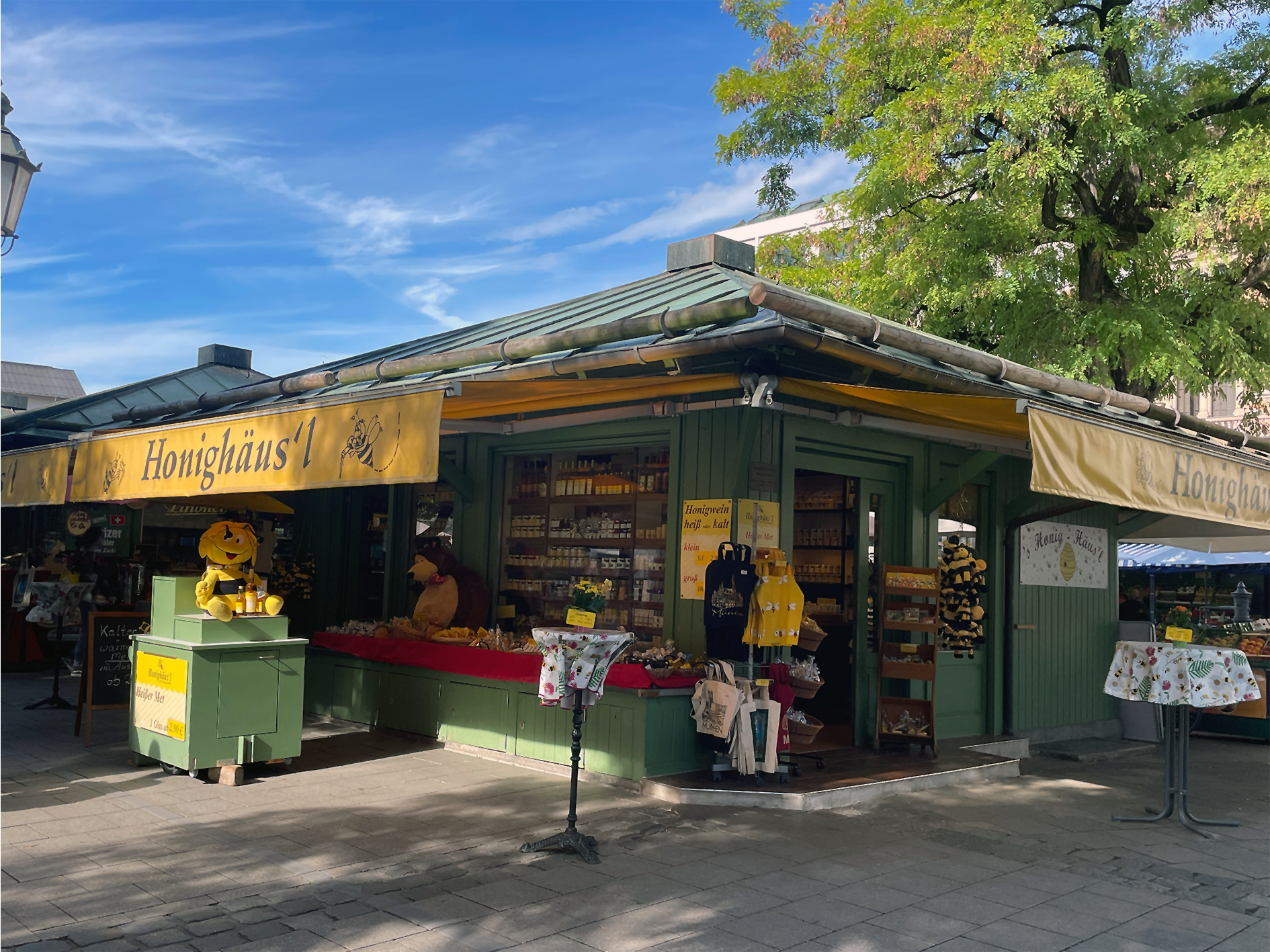 Honige am Stand des Honighäus'l